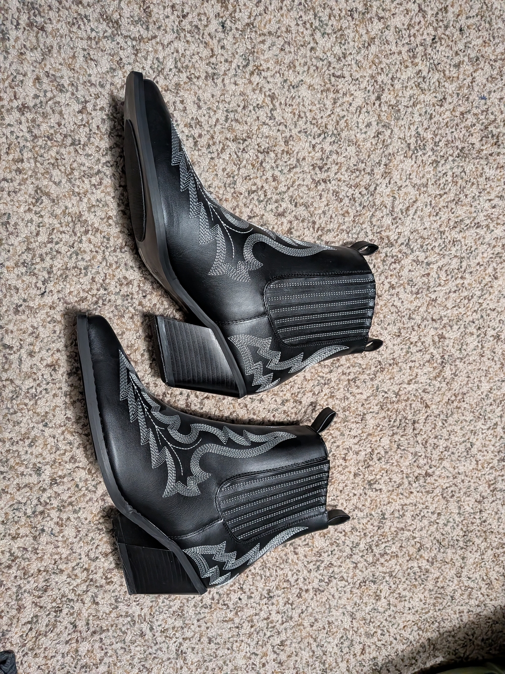 ASOS Black Western Embroidered Pointed Toe Ankle Boots - Picture 2 of 3